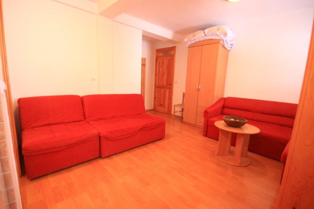Apartments Prijatelji Яхорина Экстерьер фото