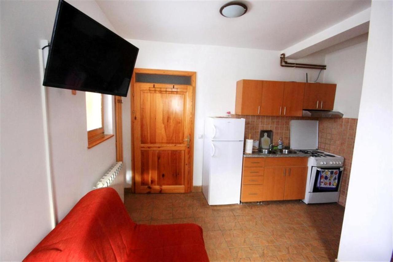Apartments Prijatelji Яхорина Экстерьер фото