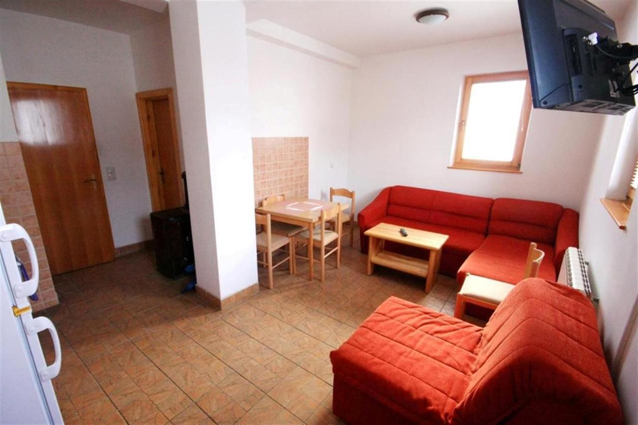Apartments Prijatelji Яхорина Экстерьер фото